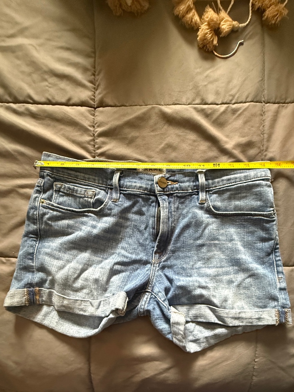 Frame Denim Le Cutoff Light Blue Rolled-Hem Jean Shorts 27